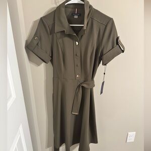 Women’s Tommy Hilfiger Dress Size 6 Army Green New with Tags